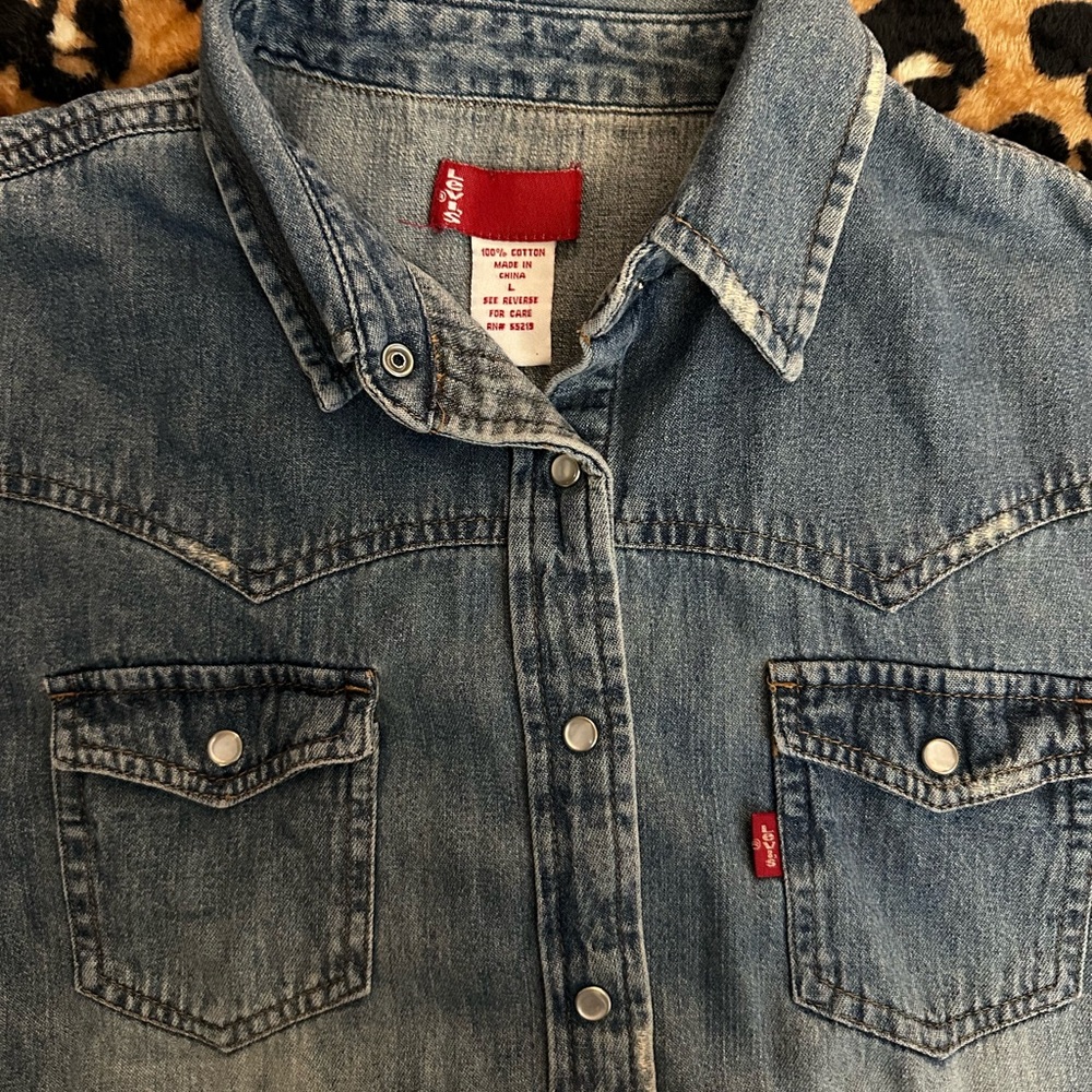 Vintage Levi’s Denim Shirt